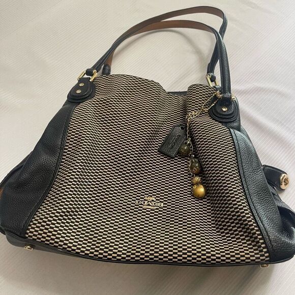 Coach 28895 Edie 31 Legacy Print Black Color Jacquard Leather Shoulder Bag - Picture 4 of 15